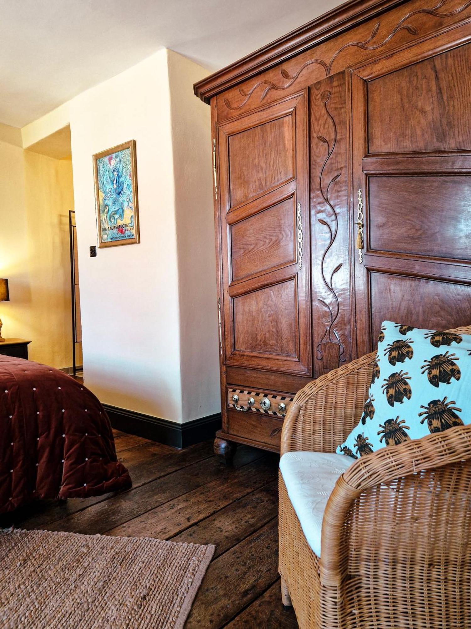 B&B Gutshaus De La Fontaine Feilsdorf Buitenkant foto